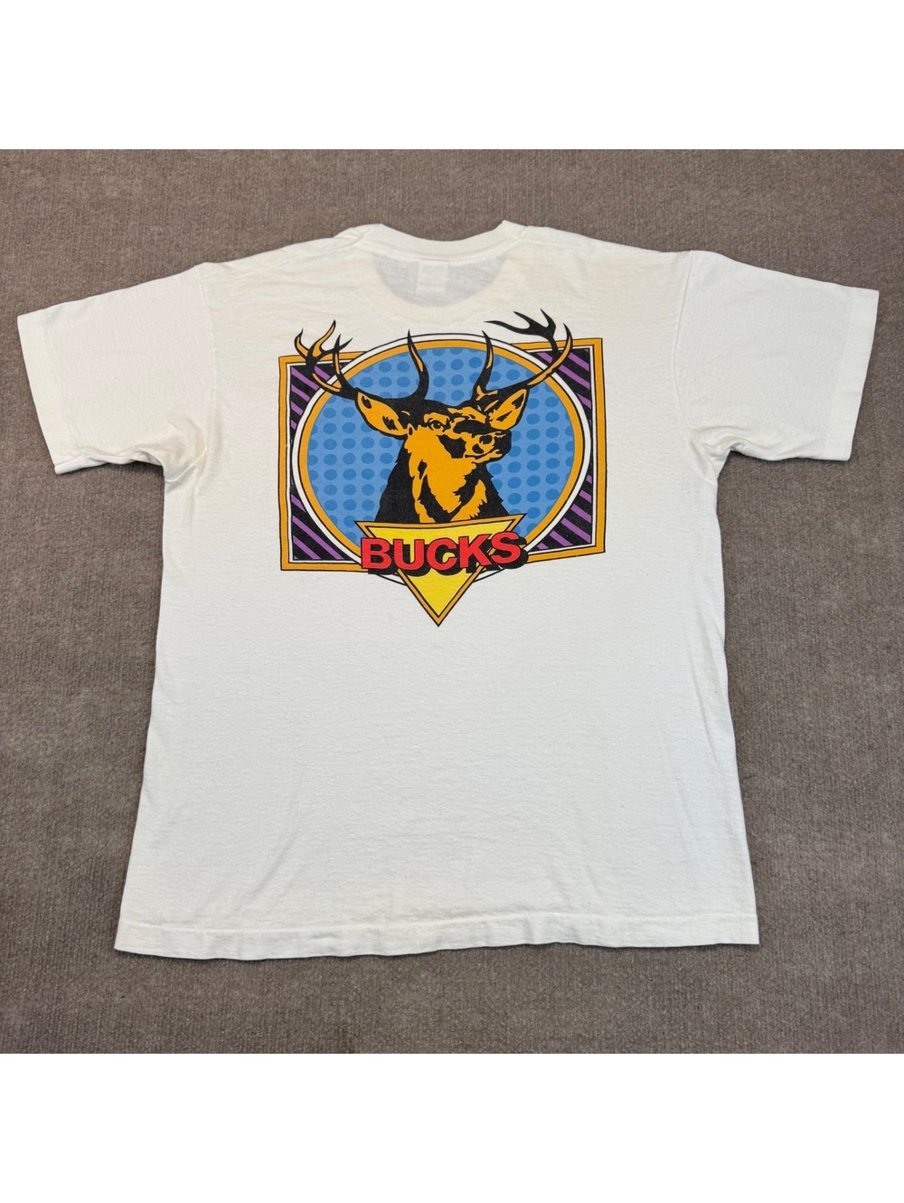 Vintage Bucks Deer Graphic Pocket T Shirt Phillip Morris 90s Cigarette Promo Tee